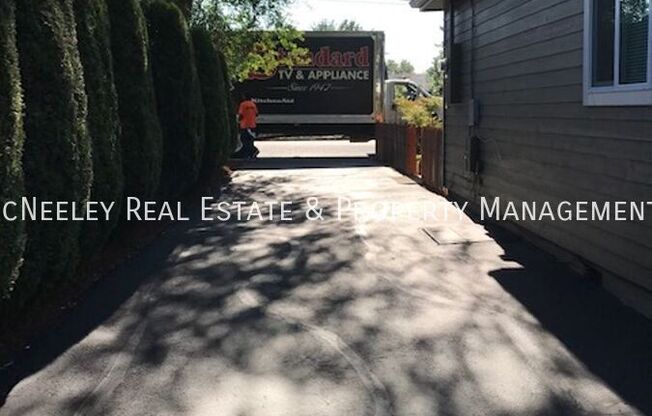 739 SE 139th Avenue