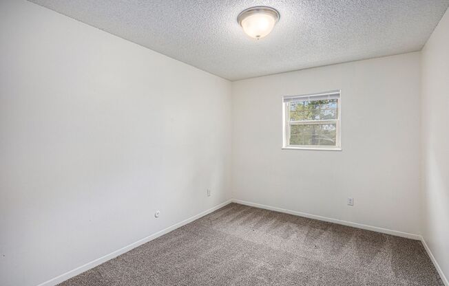 2 beds, 1.5 baths, 1,060 sqft, $1,255, Unit 6908 Unit #108