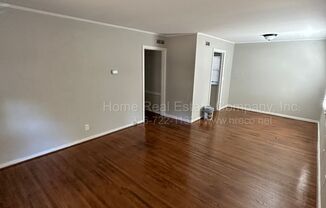 3 beds, 1 bath, $1,395