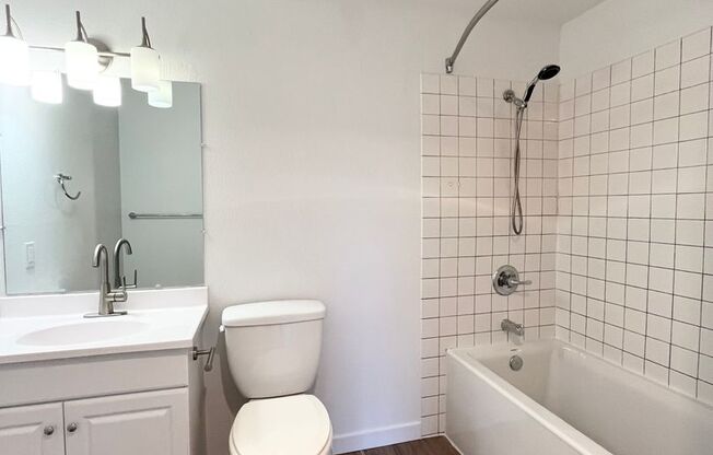 1 bed, 1 bath, 480 sqft, $1,395, Unit 114