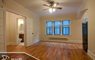 4737 N Hermitage Ave