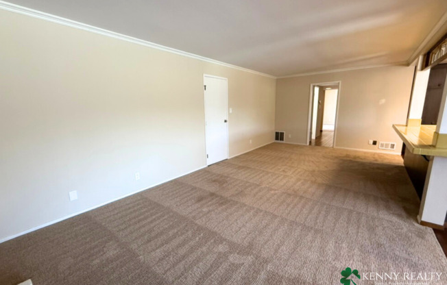 Large Updated 5 Bedroom Home in San Mateo with Pool