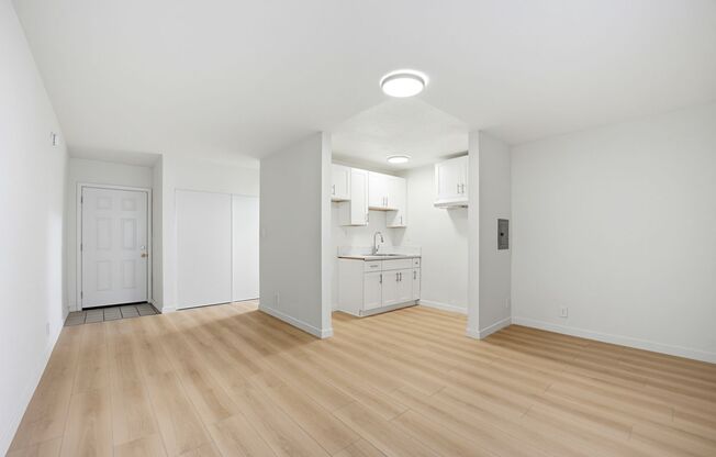 1337-1339 W. 109th St