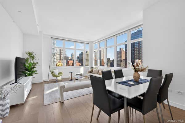 2 beds, 2 baths, 1,268 sqft, $11,500