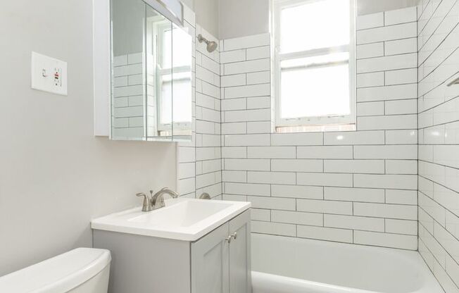 2 beds, 1 bath, 815 sqft, $1,745, Unit 507-2