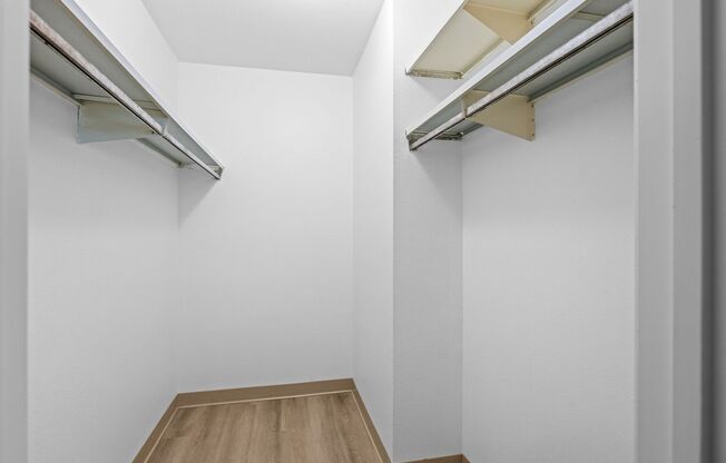 1 bed, 1 bath, $1,500, Unit # 102R