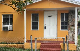 2257 NW 82 ST