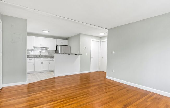 1 bed, 1 bath, $1,850, Unit 17