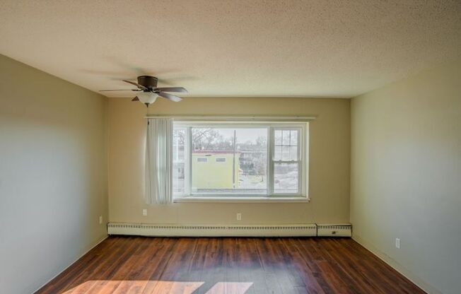 1 bed, 1 bath, 598 sqft, $1,050, Unit 202