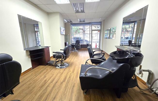 Studio, $3,600, Unit STORE 2