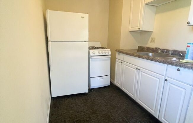 1 bed, 1 bath, 575 sqft, $625