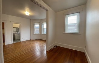 Studio, 1 bath, 475 sqft, $2,400, Unit 54