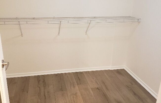 Awesome Home Awesome area 2bed w/ bonus room 3 bathrooms in Victoria Gardens **((AVAILABLE SOON))**