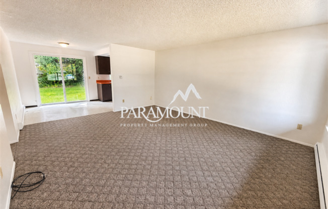 (Application Pending)Charming 2-Bedroom Duplex with Garage!