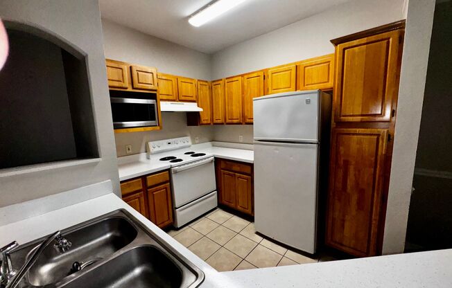 2 beds, 2 baths, $1,795