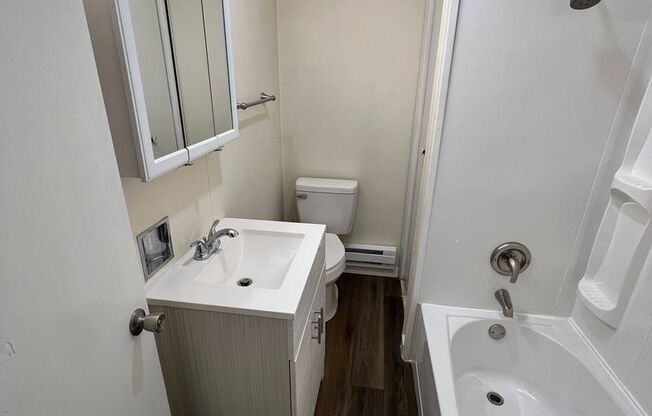 1 bed, 1 bath, 700 sqft, $650, Unit Apt# B2