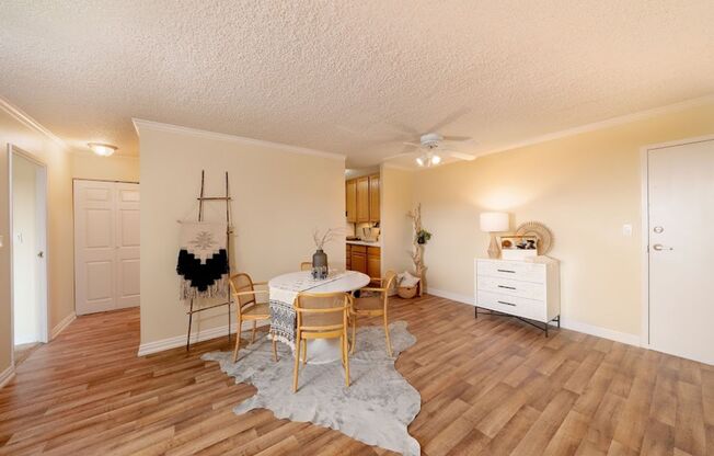 1 bed, 1 bath, 734 sqft, $1,178, Unit 207