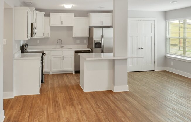 2 beds, 1 bath, $845, Unit 300 W. Pleasure Apt 113