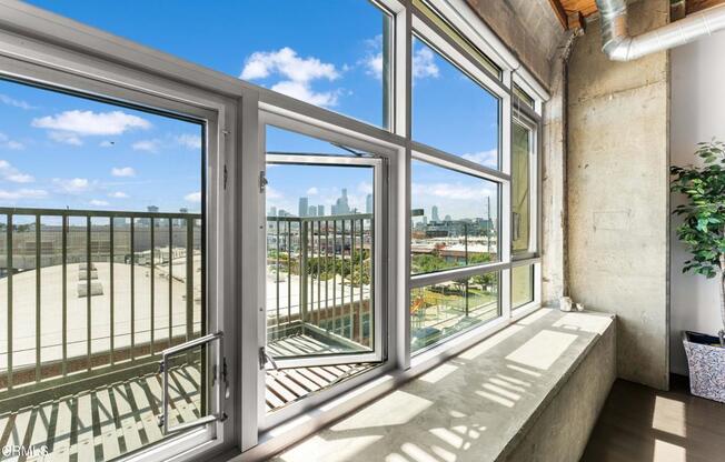 1 bed, 1 bath, 950 sqft, $3,700, Unit 427