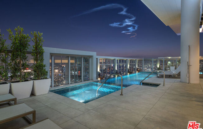 6 beds, 9.5 baths, 19,313 sqft, $80,000, Unit PH