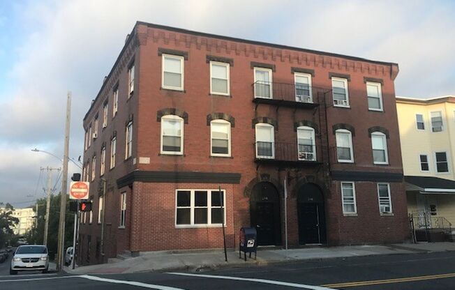 Everett Ventures, LLC