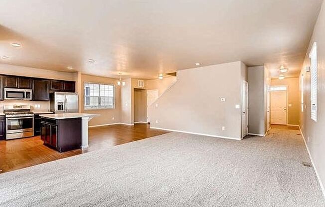 Immaculate 4B/2.5B Available August 1 2025!