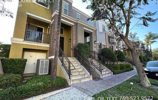 4886 JUNEBERRY CT