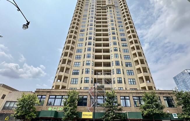 1464 MICHIGAN