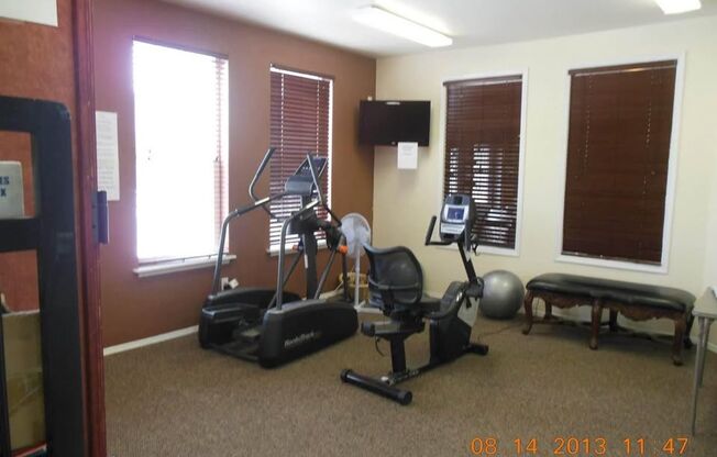 1 bed, 1 bath, 672 sqft, $537, Unit BW0221