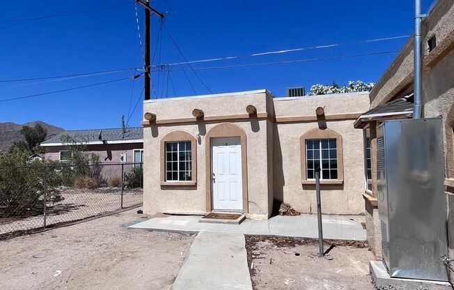 Beautiful 29 Palms Apartment
