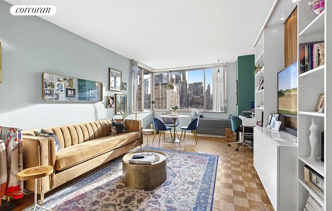 1 bed, 1 bath, 585 sqft, $4,000, Unit 12C