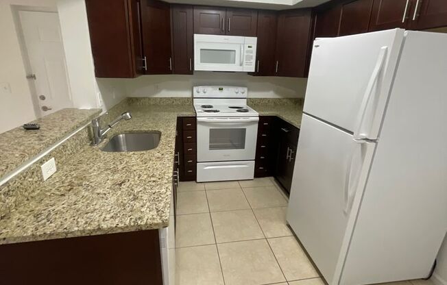 Club Caribe Apartments SPRING SPECIAL