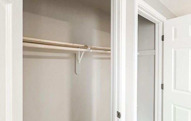 2 beds, 2 baths, 1,096 sqft, $1,475, Unit 1883C