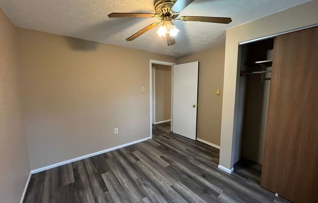 2 beds, 1 bath, $1,125