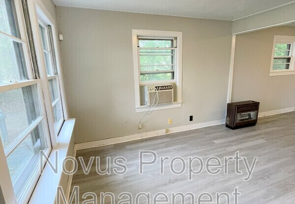 110 AUSTIN CIR