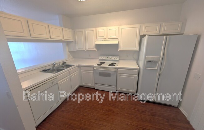 2327 LK WOODBERRY CIR
