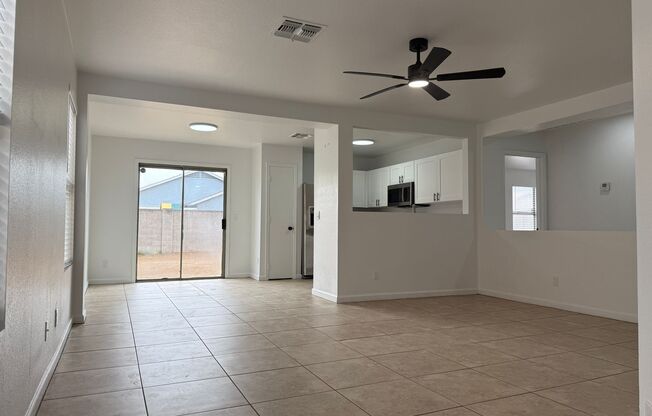 El Mirage 3 bed, 1 bath, 2 car garage, Fresh paint and carpet