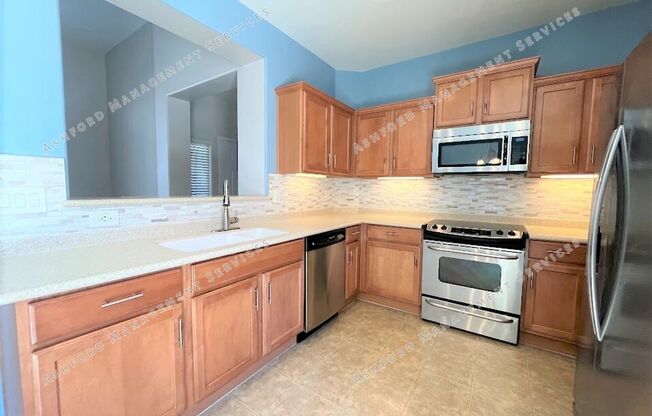 3 BEDROOM 2.5 BATH HOME IN GATED NORTHGATE WITH MANY COMMUNITY AMENITIES