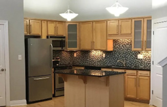 2415 BROWNSBORO RD