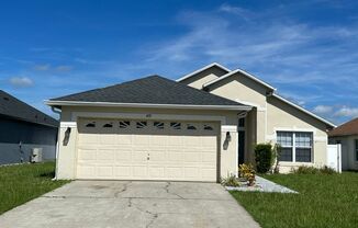 Move-In Ready!!  Spacious Home 3 Bedrooms 2 Bath!!