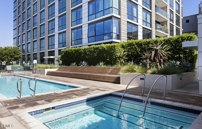 1 bed, 1 bath, 752 sqft, $3,811, Unit 911