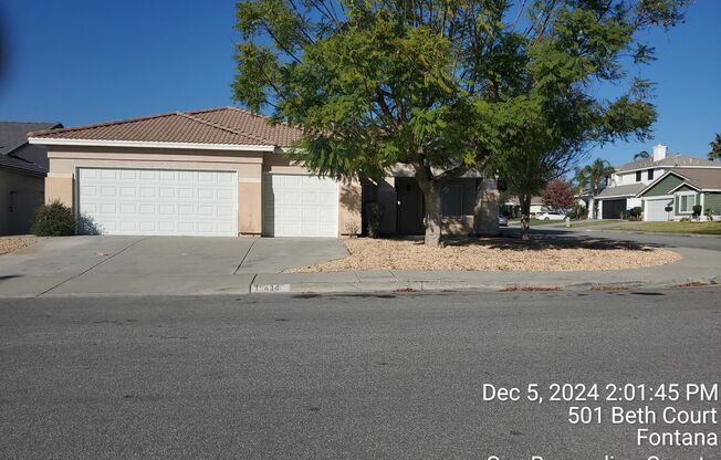 4 beds, 2 baths, $3,300