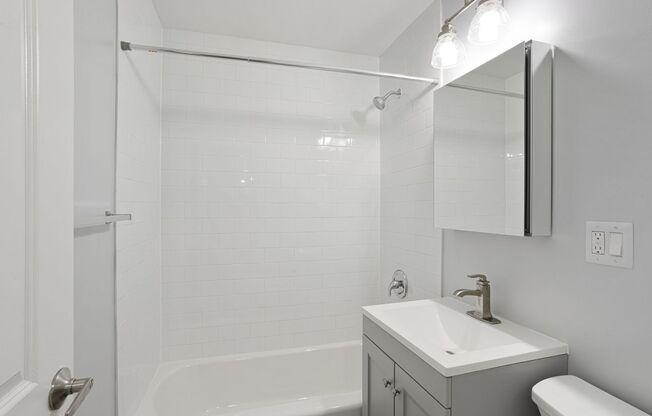 2 beds, 1 bath, 622 sqft, $2,200, Unit 401