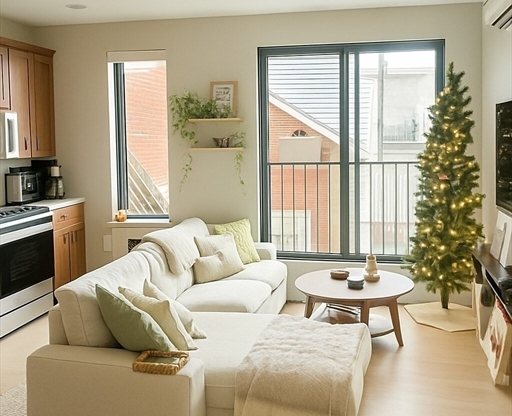 1 bed, 1 bath, 656 sqft, $3,450, Unit 409