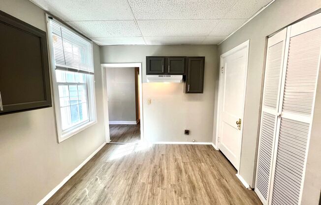 1 bed, 1 bath, 785 sqft, $900, Unit Unit 2 Lower