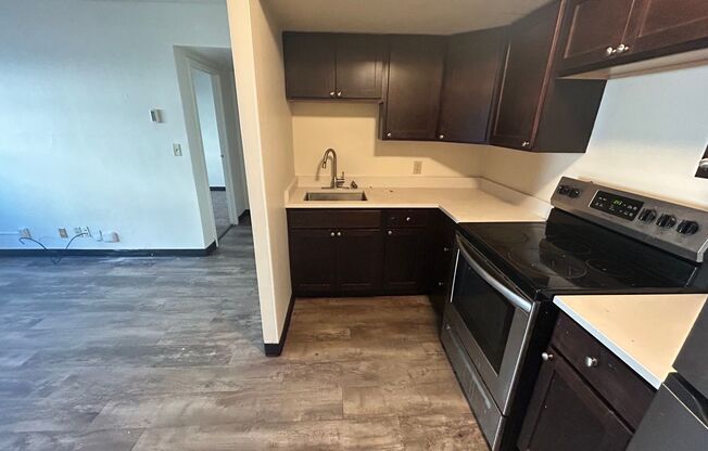 1 bed, 1 bath, $895, Unit 611