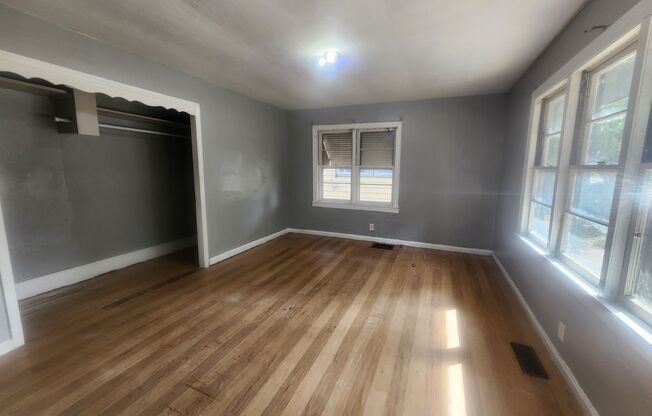 2 Bedroom 1 Bath House on the Northside