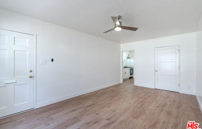 1624 S ST ANDREWS PL