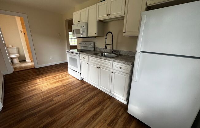 First Floor 1 Bedroom Apartment