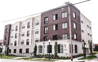 3625 Dewey Ave